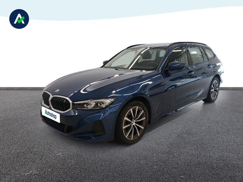 Noir Utilisé 2022 BMW 318 Sport Line Coupé | 31 990 € (Super prix) - Image 1/4