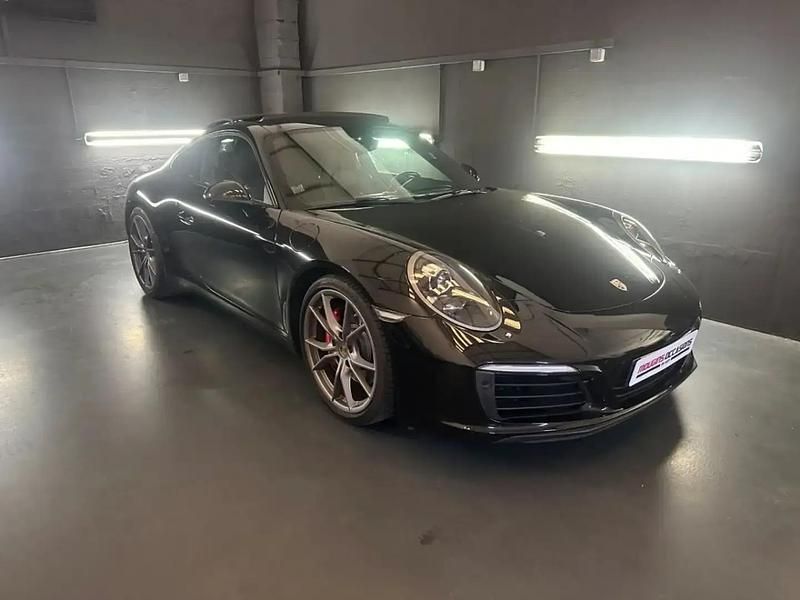 Noir Occasion 2016 Porsche 911 Carrera S Coupé | 104 900 € (Bon prix) - Image 1/4