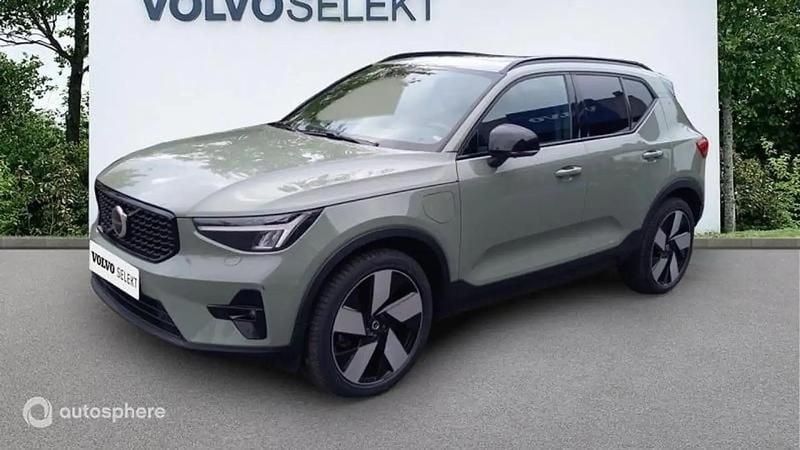 Vert Utilisé 2023 Volvo XC40 Ultimate SUV | 36 299 € (Bon prix) - Image 1/4