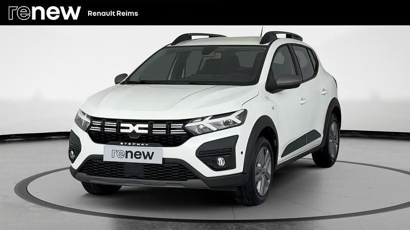 Blanc Occasion 2022 Dacia Sandero Expression Citadine | 15 499 € (Prix assez cher) - Image 1/4