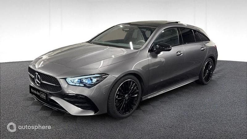 Gris Utilisé 2024 Mercedes CLA200 Shooting Brake AMG line Break | 49 900 € - Image 1/4