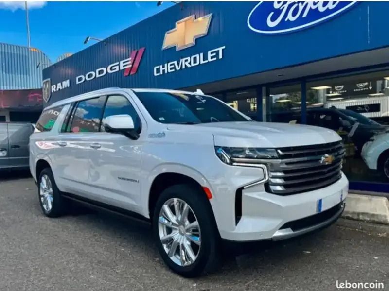 Noir Utilisé 2021 Chevrolet Suburban SUV | 60 825 € - Image 1/4