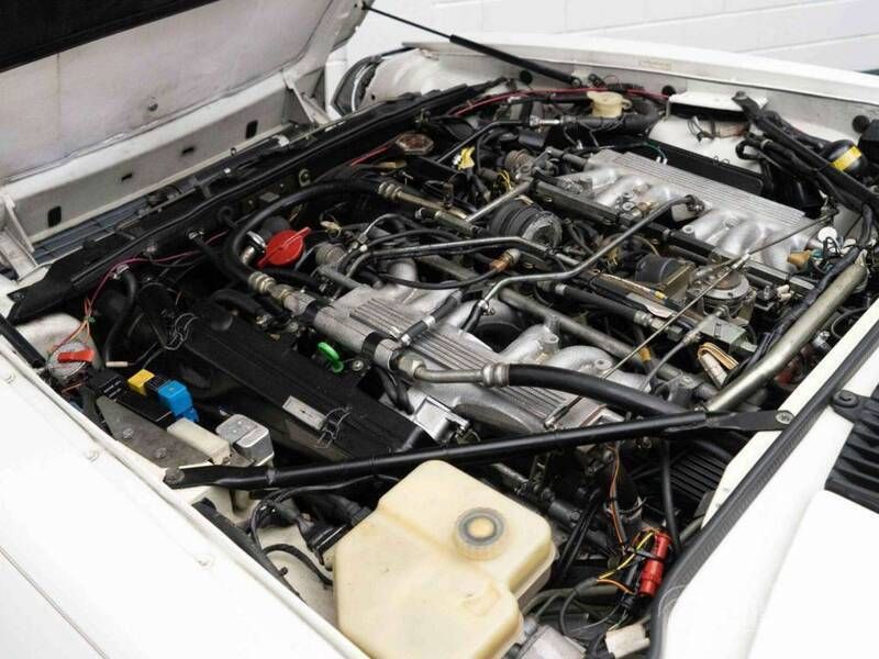 Image 3/4