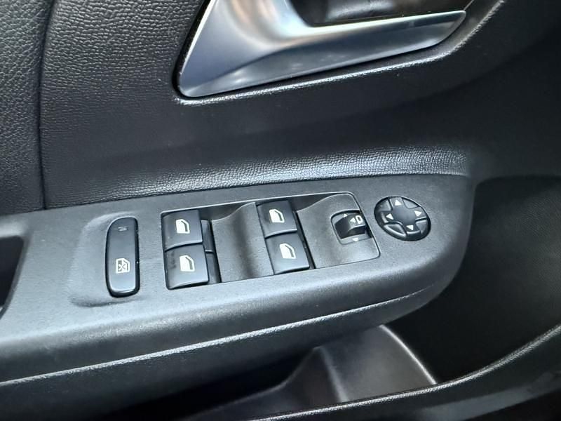 Occasion Opel Corsa Business 100 kW (136 ch) 2021 Bleu voltaã¯que Citadine