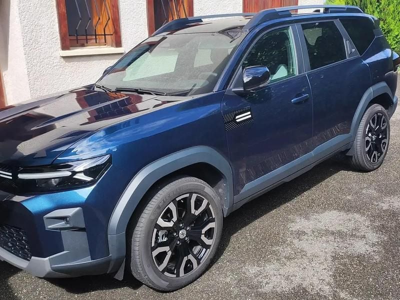 Bleu Utilisé 2025 Dacia Bigster Journey SUV | 30 500 € (Bon prix) - Image 1/4