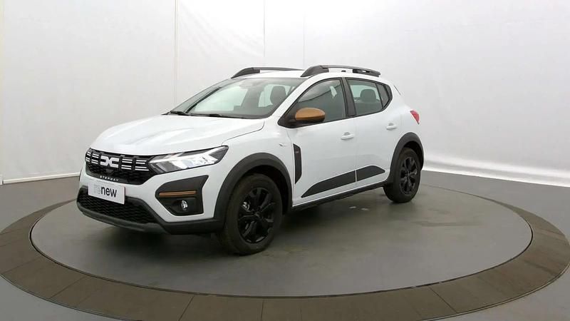 Blanc Utilisé 2025 Dacia Sandero Extreme Citadine | 18 290 € (Prix assez cher) - Image 1/4