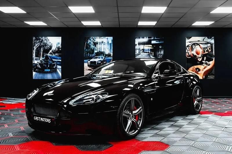 Noir Utilisé 2008 Aston Martin V8 Vantage Coupé | 68 900 € (Prix cher) - Image 1/4