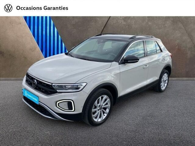Utilisé 2023 VW T-Roc Life SUV | 23 279 € (Prix juste) - Image 1/4