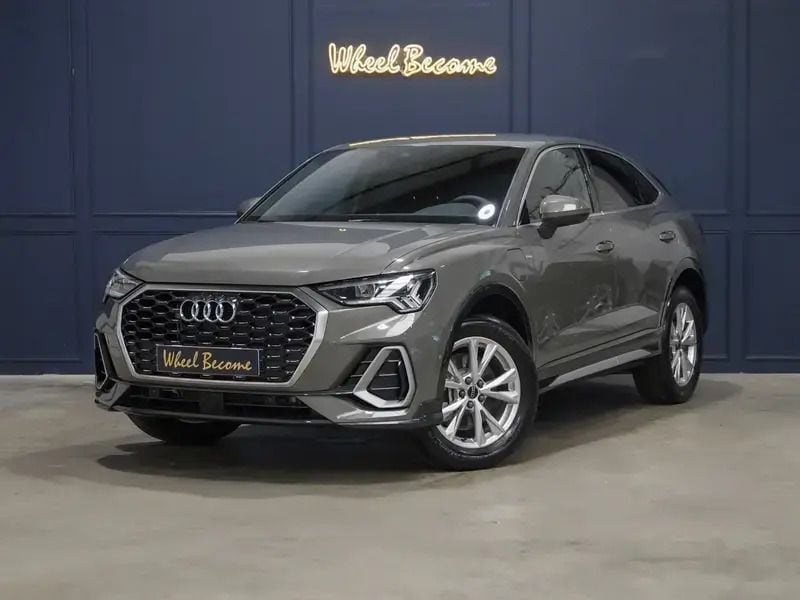 Gris Utilisé 2023 Audi Q3 Sportback Sport SUV | 47 900 € (Prix assez cher) - Image 1/4