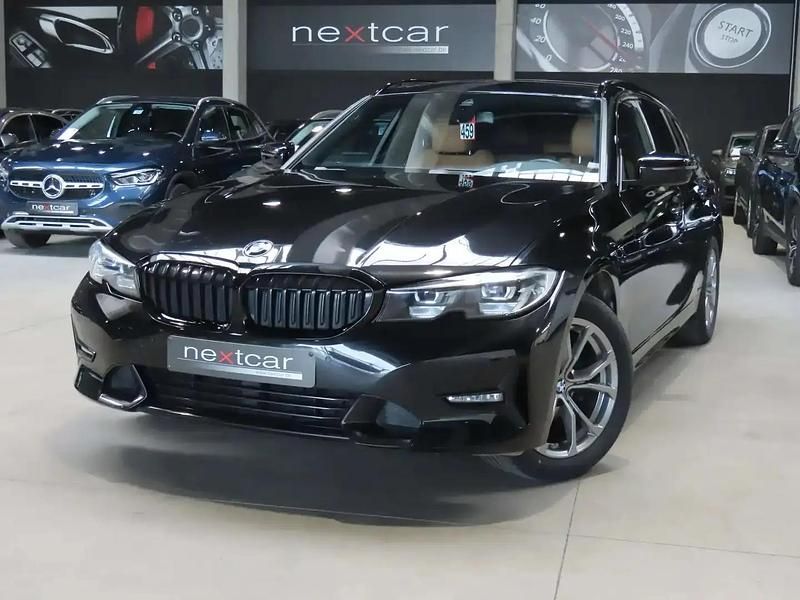 Noir Occasion 2021 BMW 318 Sport Line Break | 28 490 € (Prix juste) - Image 1/4