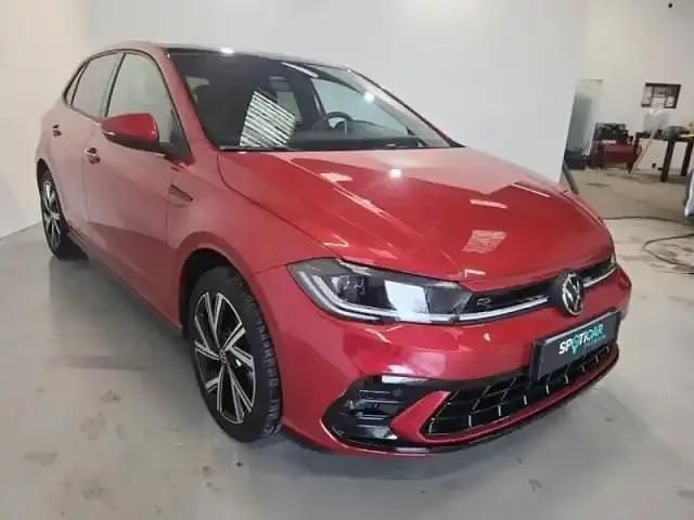 Rouge Occasion 2023 VW Polo R-line Berline | 23 480 € (Prix assez cher) - Image 1/4
