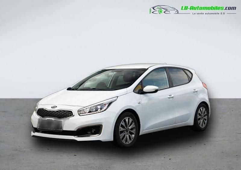 Utilisé 2017 Kia Ceed Berline | 14 900 € (Prix juste) - Image 1/4