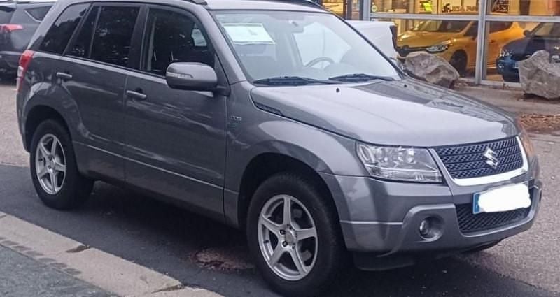 Utilisé 2009 Suzuki Grand Vitara SUV | 12 900 € - Image 1/4