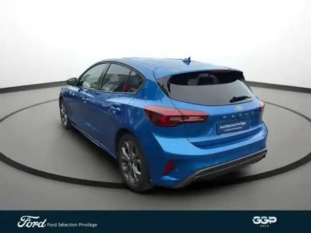 Occasion Ford Focus ST-Line X 2025 Bleu island métallisé Berline