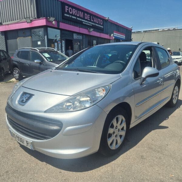 Utilisé 2008 Peugeot 207 Premium Citadine | 3 890 € - Image 1/3