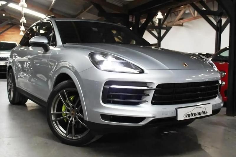 Gris Utilisé 2018 Porsche Cayenne SUV | 44 900 € - Image 1/4