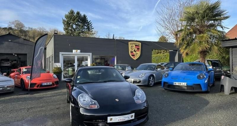 Occasion 2001 Porsche 911 Carrera 4 Coupé | 37 996 € - Image 1/4