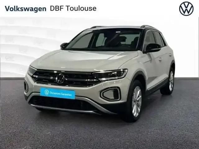 Gris Occasion 2023 VW T-Roc Style SUV | 28 989 € (Prix juste) - Image 1/4