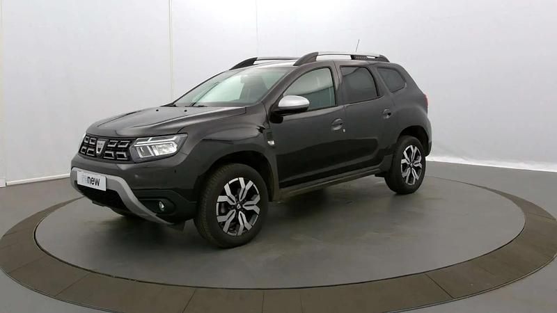 Noir Utilisé 2022 Dacia Duster Prestige SUV | 18 190 € (Prix juste) - Image 1/4