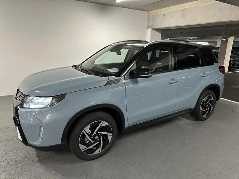 Utilisé 2024 Suzuki Vitara Style SUV | 26 990 € (Prix cher) - Image 1/4