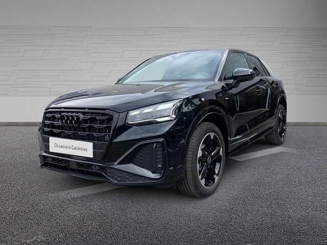 Noir mythic métallisé Nouvelle 2025 Audi Q2 S-Line SUV | 41 986 € - Image 1/4
