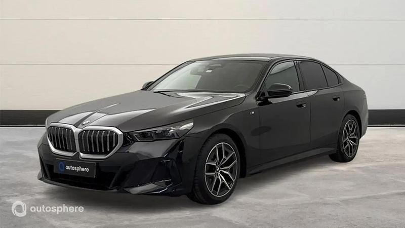 Noir Utilisé 2023 BMW 520 M Sport Berline | 47 699 € (Prix juste) - Image 1/4