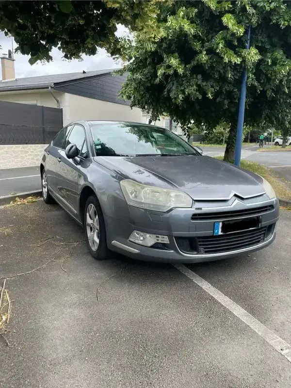 Utilisé 2010 Citroën C5 Comfort Berline | 2 200 € (Prix assez cher) - Image 1/4