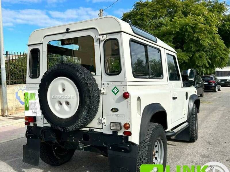 Occasion Land Rover Defender 122 ch (89 kW) 1999 Beige SUV