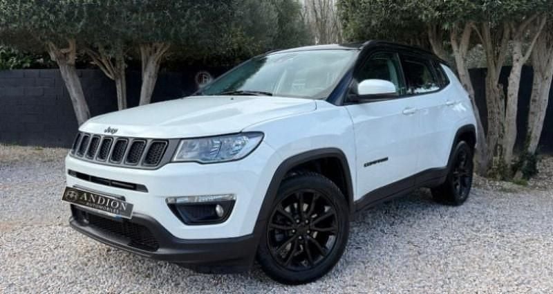 Blanc Occasion 2021 Jeep Compass Limited SUV | 16 990 € (Prix juste) - Image 1/4