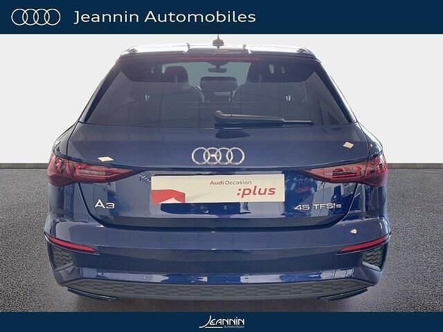 Occasion Audi A3 Sportback e-tron Competition 150 ch (110 kW) 2023 Bleu navarre métallisé Citadine