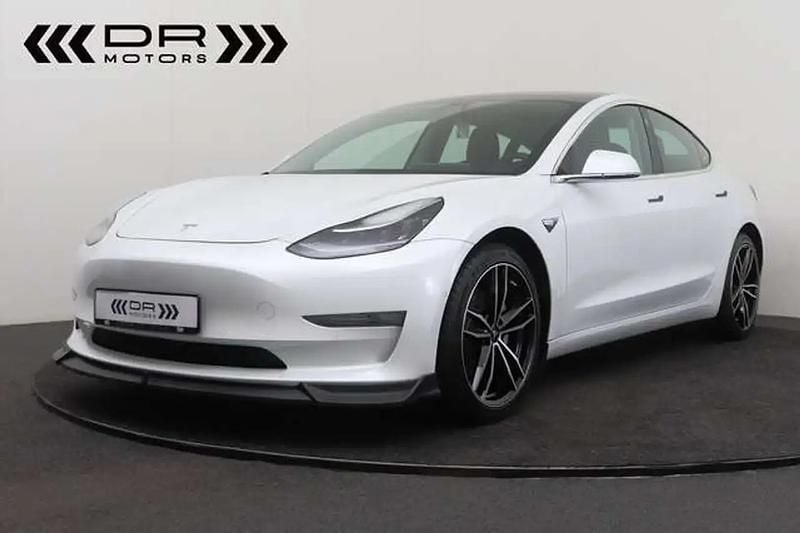 Blanc Occasion 2020 Tesla Model 3 Performance Berline | 28 995 € (Prix juste) - Image 1/4