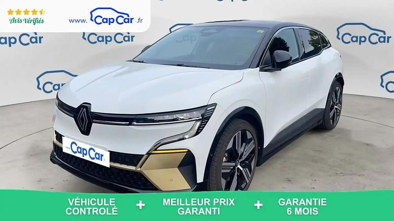 Noir Utilisé 2023 Renault Mégane Iconic Berline | 25 400 € (Prix juste) - Image 1/4