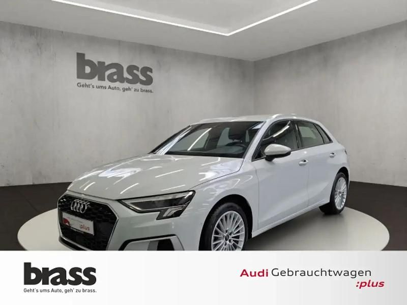 Blanc Occasion 2024 Audi A3 Advanced Plus Berline | 28 900 € (Prix assez cher) - Image 1/4