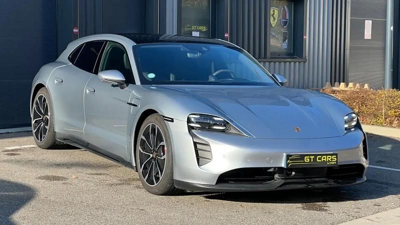 Argent Occasion 2022 Porsche Taycan Sport Turismo | 89 990 € (Prix juste) - Image 1/4