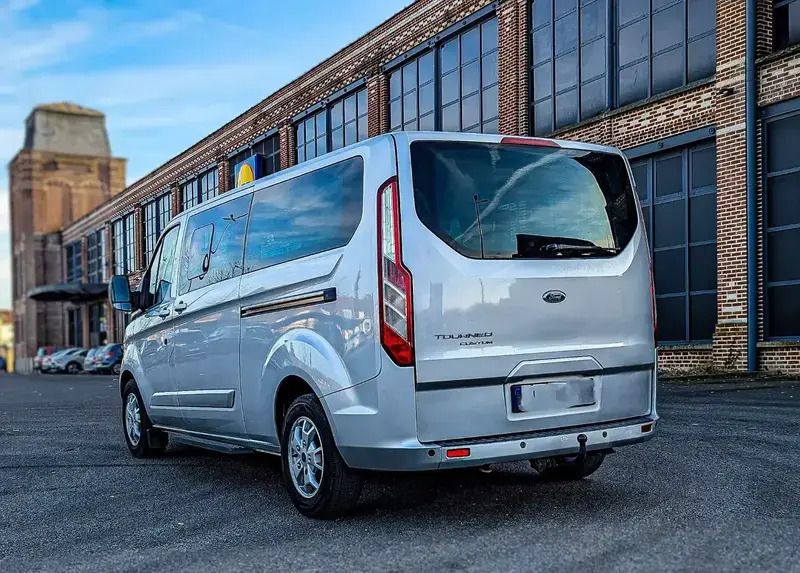 Gris Utilisé 2014 Ford Tourneo Limited | 19 990 € - Image 1/4