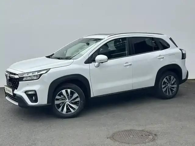 Sphere blue Nouvelle 2025 Suzuki SX4 S-Cross | 26 830 € (Prix juste) - Image 1/4