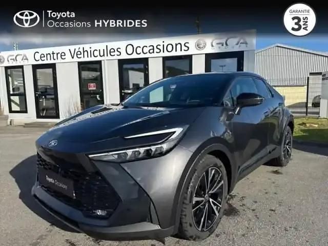 Gris atlas métallisé biton Occasion 2024 Toyota C-HR SUV | 32 990 € (Prix cher) - Image 1/4