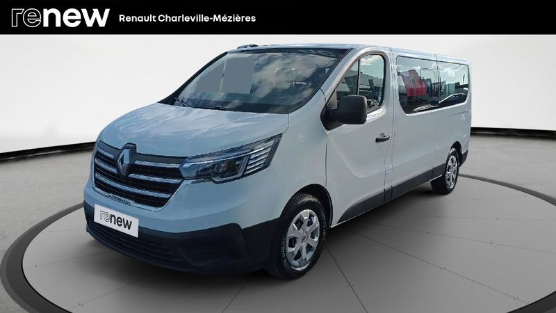 Blanc Utilisé 2022 Renault Trafic Zen Van | 28 990 € (Bon prix) - Image 1/4
