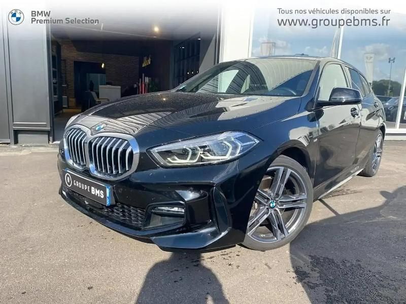 Noir Utilisé 2022 BMW 118 M Sport Citadine | 28 490 € (Prix juste) - Image 1/4