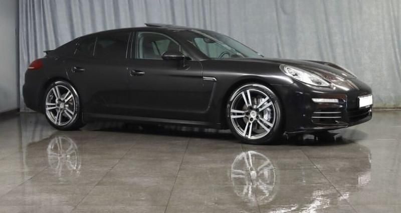 Noir Utilisé 2014 Porsche Panamera 4S Chrono Berline | 58 990 € (Prix juste) - Image 1/4