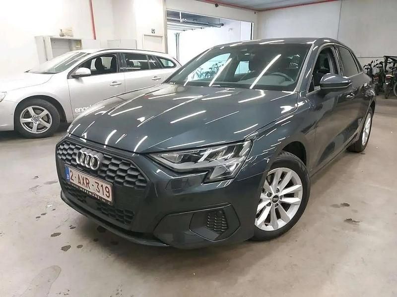 Gris Utilisé 2021 Audi A3 Sportback Berline | 23 990 € (Prix juste) - Image 1/2