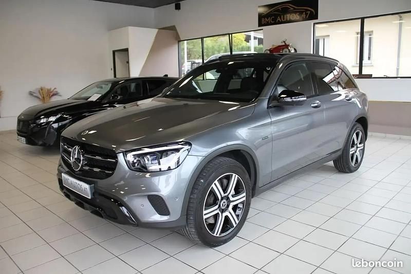 Gris Utilisé 2021 Mercedes GLC300e Avantgarde SUV | 37 900 € (Prix juste) - Image 1/4