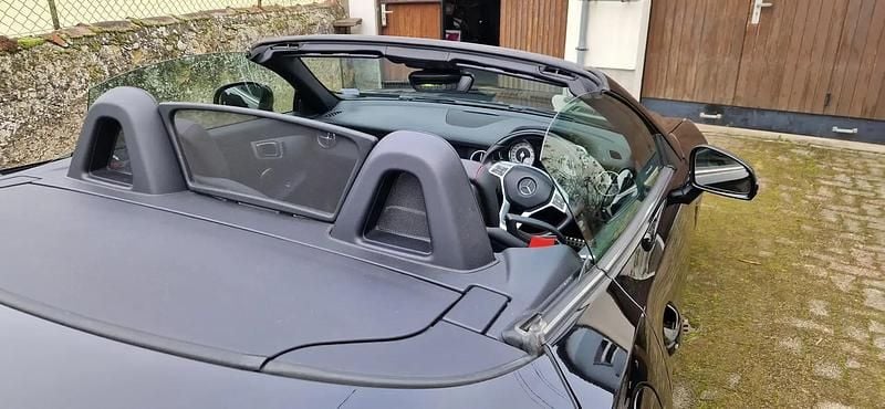Noir Utilisé 2013 Mercedes SLK350 Cabriolet | 16 500 € - Image 1/4