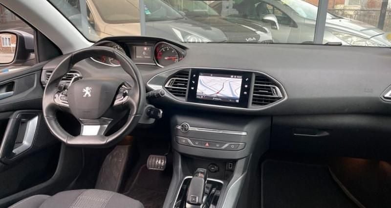 Occasion Peugeot 308 Allure 131 ch (96 kW) 2021 Gris Berline