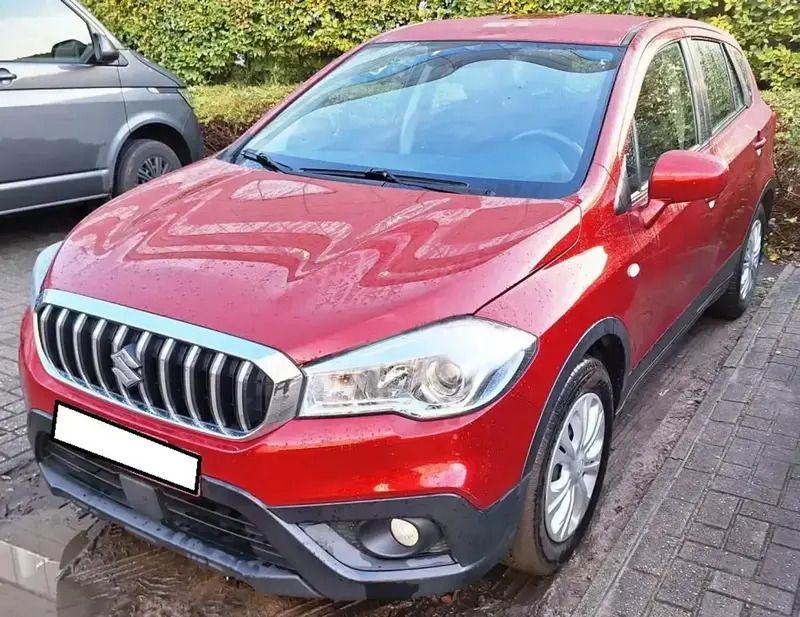 Rouge Utilisé 2018 Suzuki SX4 S-Cross SUV | 12 490 € (Prix juste) - Image 1/4