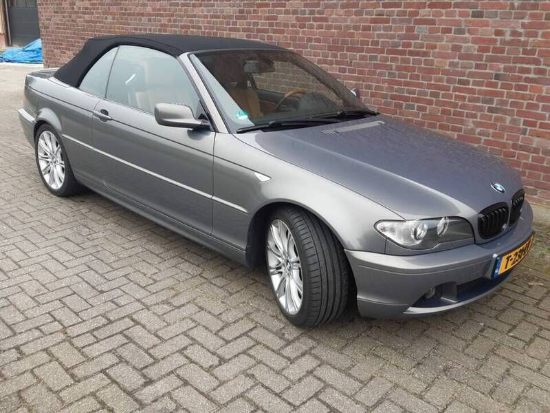 Gris Utilisé 2004 BMW 325 Cabriolet Cabriolet | 10 950 € - Image 1/4