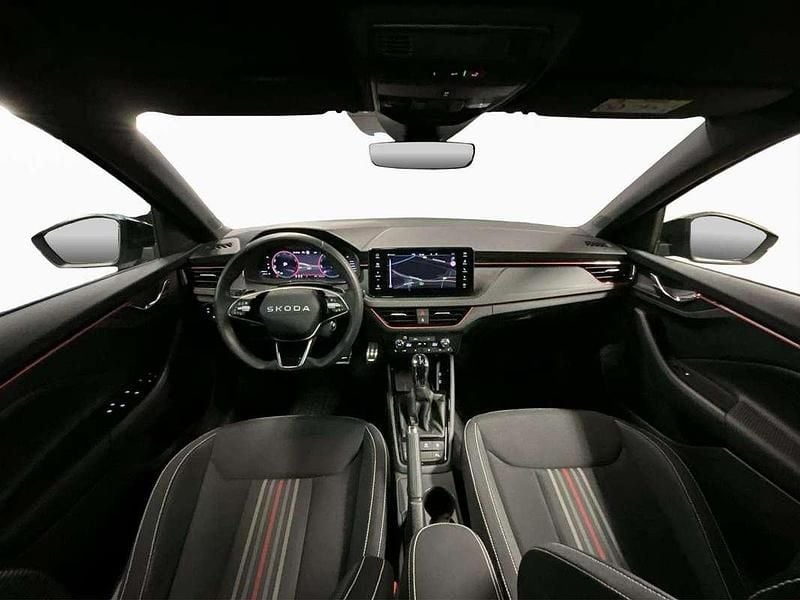 Occasion Skoda Scala Monte Carlo 116 ch (85 kW) 2025 Noir Citadine