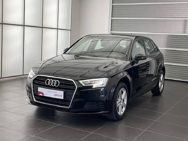 Noir brillant Occasion 2019 Audi A3 Business | 15 490 € (Prix juste) - Image 1/4