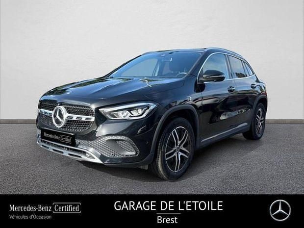 Noir Utilisé 2022 Mercedes GLA200 Progressive SUV | 37 500 € (Prix juste) - Image 1/4