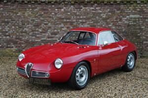 Rouge Occasion 1961 Alfa Romeo Giulietta Citadine | 329 500 € - Image 1/4